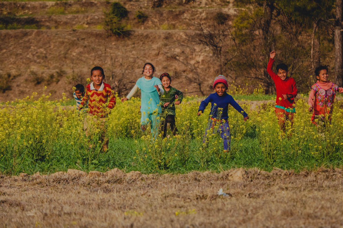 ActiveKidsIndia's tweet photo. There are a variety of factors that influence whether #children and #adolescents meet #physicalactivity guidelines. How did #India fare in the #2022IRC? Stay tuned for results on 11 indicators of #activeliving in just 1 week @ISPAH! #indiareportcard @activehealthyk1 https://t.co/VxB73gfBuC