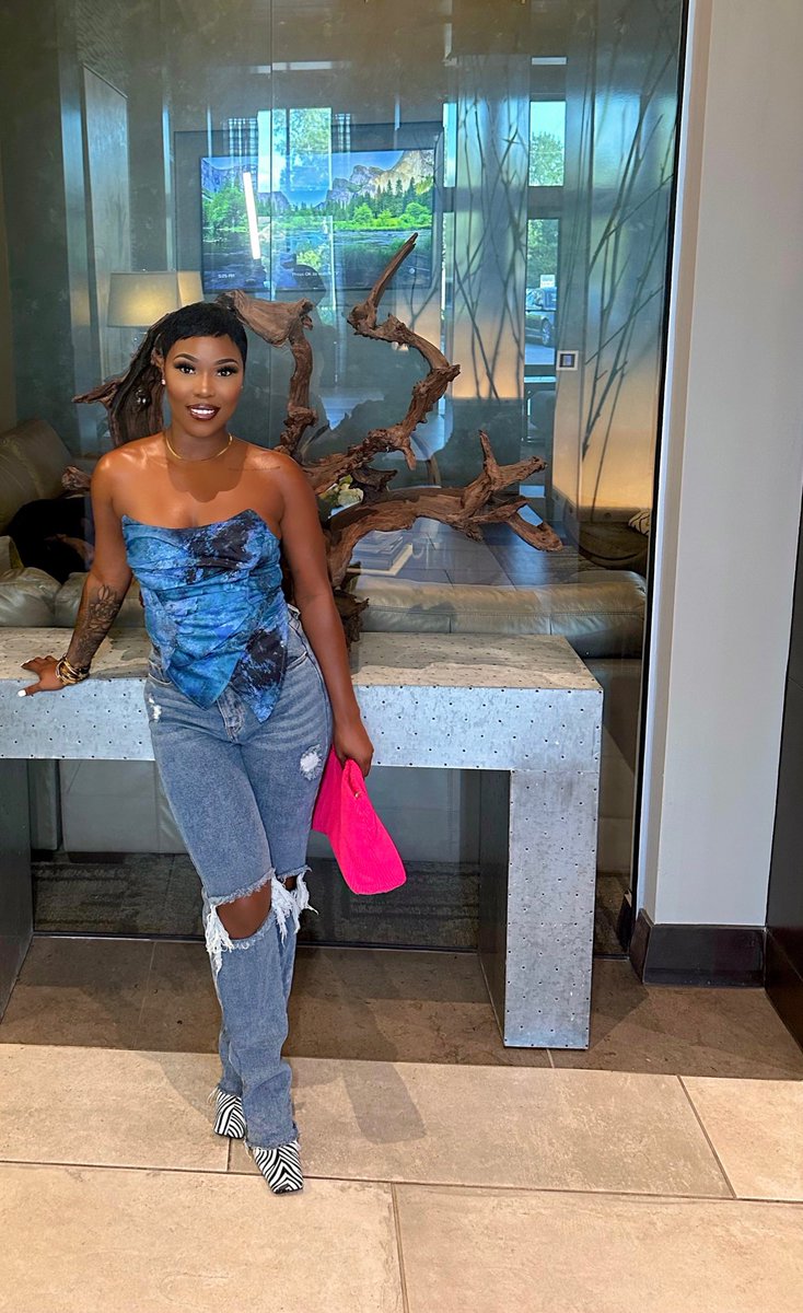 UndeniableLOVE7's tweet image. I’m perfect, die for me. 💕