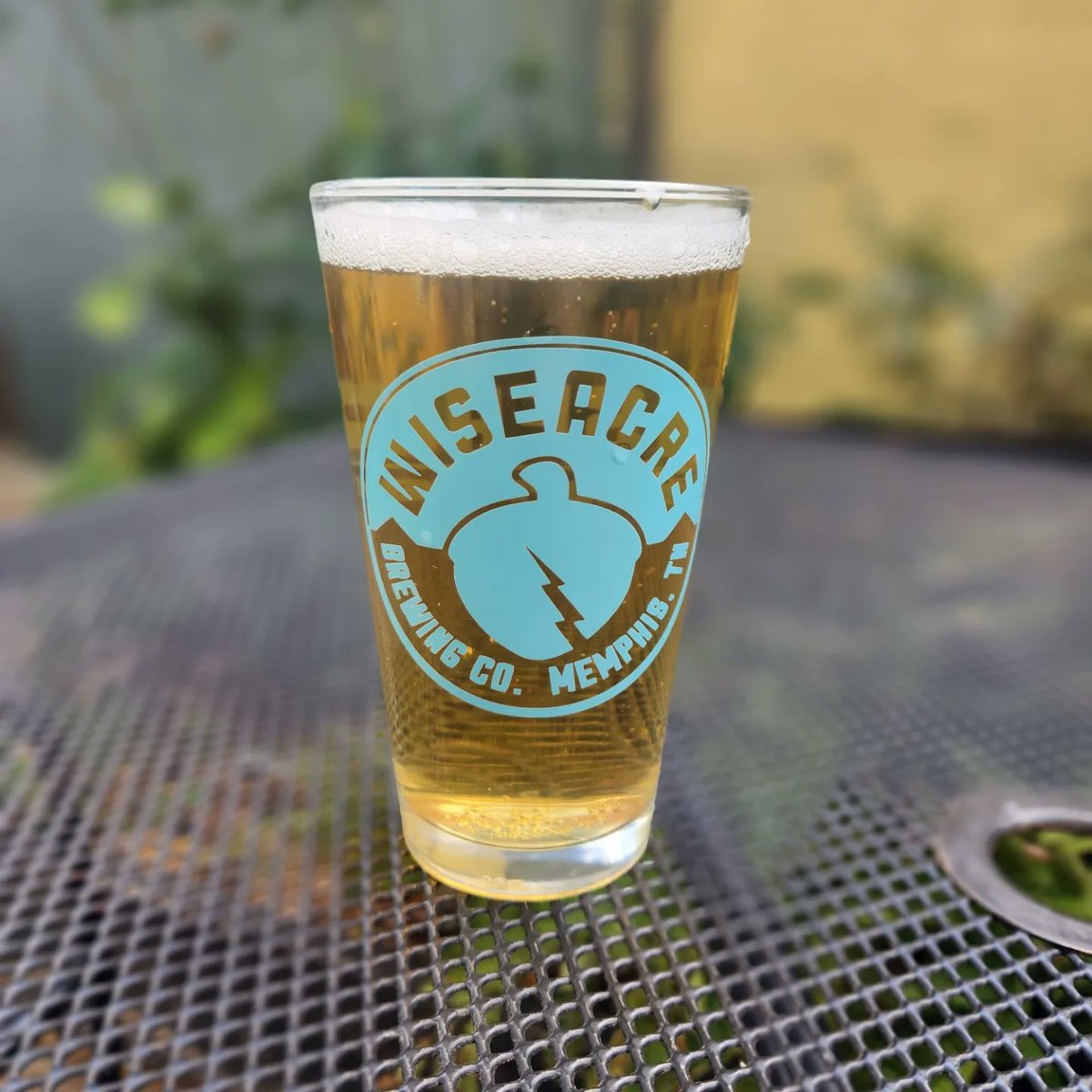 centFlatsNTaps's tweet photo. ●TUESDAY, OCTOBER 25th●
WISEACRE Brewing will be at CFT hosting a #raffle to benefit Ijams Nature Center!
Drink select Wiseacre beers up until October 25th to receive raffle tickets and be entered to win a customized street bike plus prizes from Ijams &amp; RiverSport Outfitters! https://t.co/BnYPAjbAST