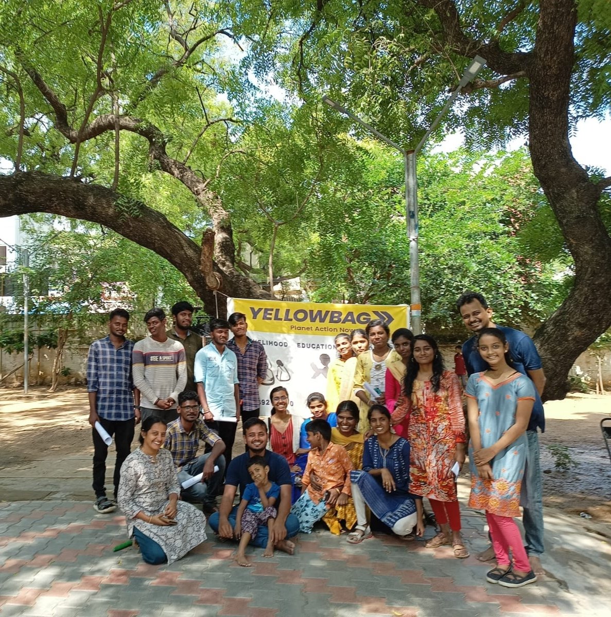yellowbag_org's tweet photo. We are building a small multidisciplinary volunteer group to work with children  from economically challenged communities in Madurai. This group pic signifies the very first orientation program conducted yesterday. More to come..@malpani @MaduraiEmerging @athens_south https://t.co/fkpWP6YcfK