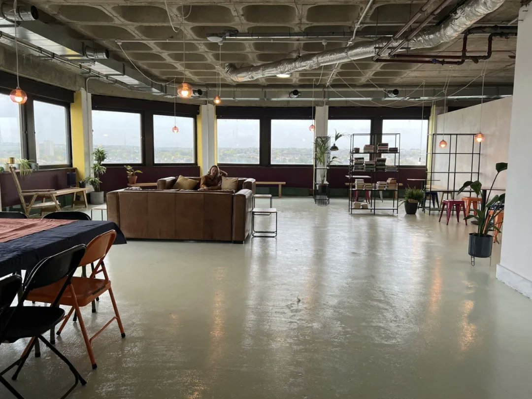 ccrBrixton's tweet photo. We're opening this week! 🎉

Scroll through for some snaps of Carers' Common Room coming together ❤️

Open Day 12-6pm on Saturday 22nd and evening launch on Monday 24th from 5pm 🥳

We're excited to welcome you! 💕 https://t.co/7UyvFpZ3wz