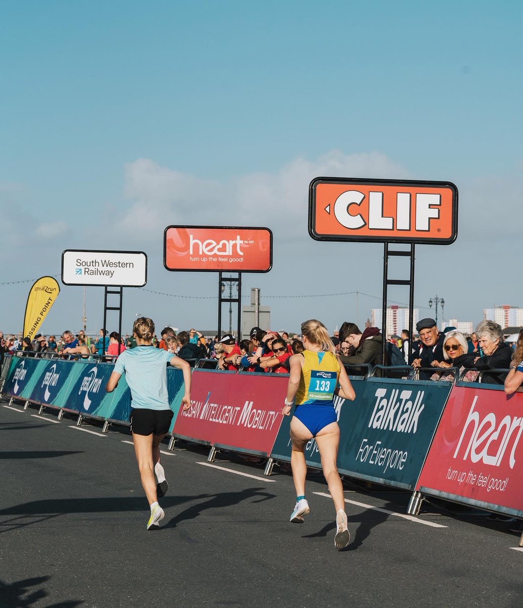 Had an unbelievable weekend in Portsmouth for the Great South Run. Being an elite athlete for the day was incredibly fun and a valuable learning experience. Grateful for the Elite team for taking a chance on me and everyone who supported me over the weekend 🫶🏼
 
📸 Jerry Sun