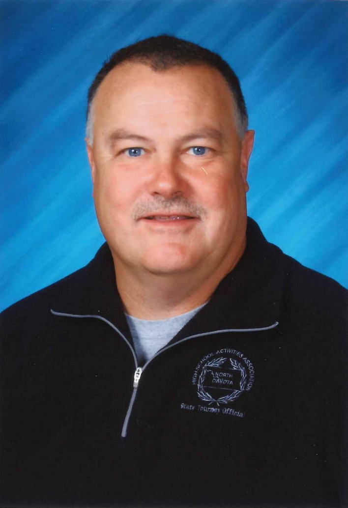 NDHSAA's tweet photo. Congratulations to Tim Campbell of Fairmount on his induction into the NDOA Hall of Fame | STORY: https://t.co/h8cecQ1bgD #NDHSAA #NDpreps #NDOA https://t.co/xDNWn1jvR6