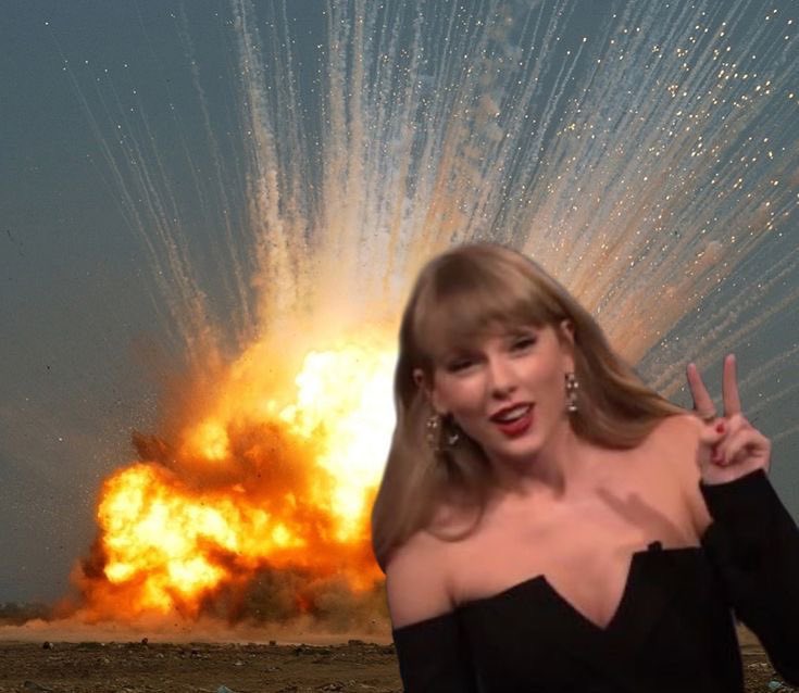 ifavdress's tweet photo. day 9: scusate il ritardo ma eccoci #12DaysOfTaylor https://t.co/ApPfNWh52N