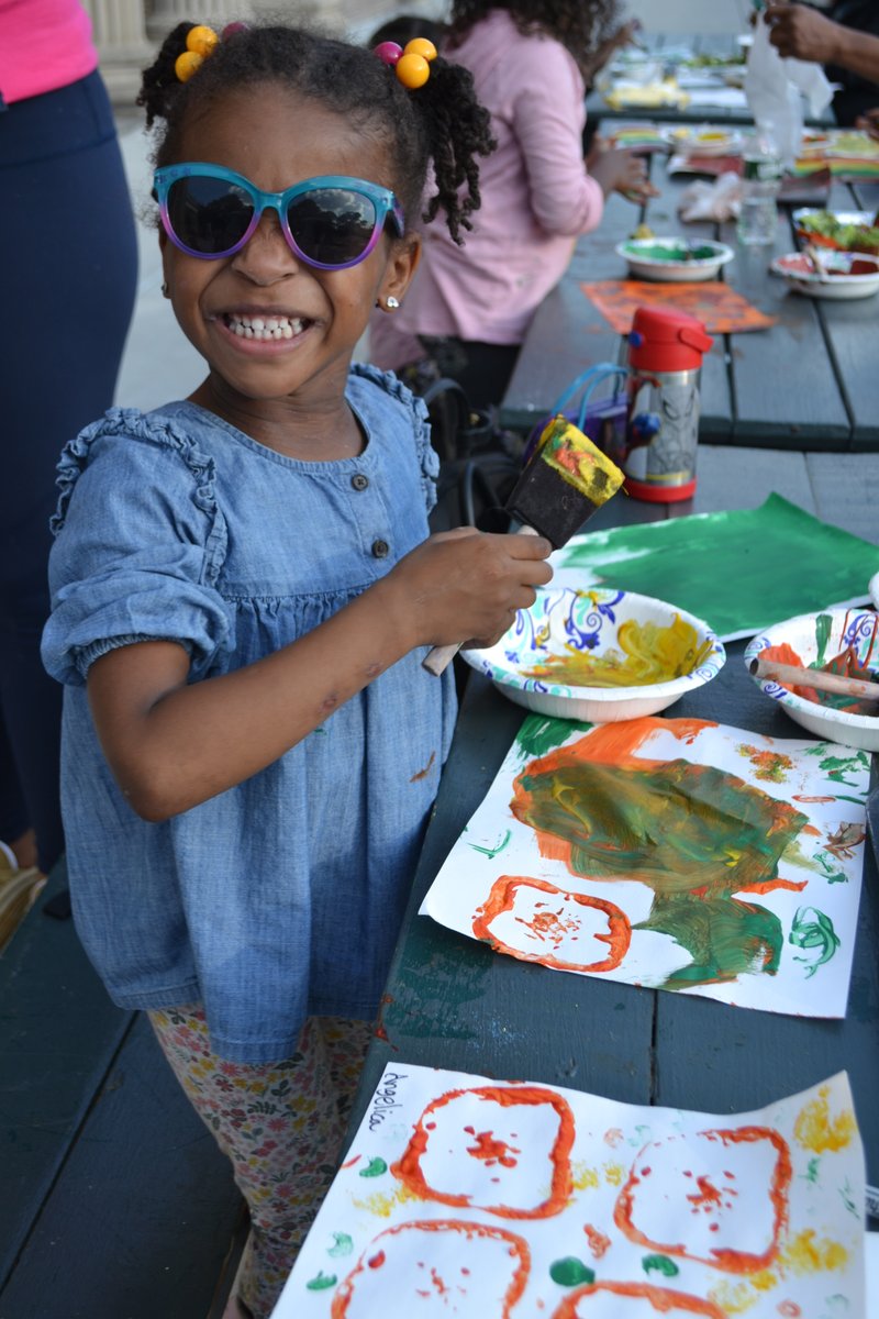 SmithPlayground's tweet photo. “Storytelling Magic at Smith” was truly magical! Stacey Woodson led ab engaging read aloud of “The Princess of Picking Eating Tries New Food” followed by arts and food-inspired play time with @ThembiPalmer! Shout out to @Readby4th @FreeLibrary for an amazing #ReadingPromiseWeek https://t.co/fIwJdq8kBm