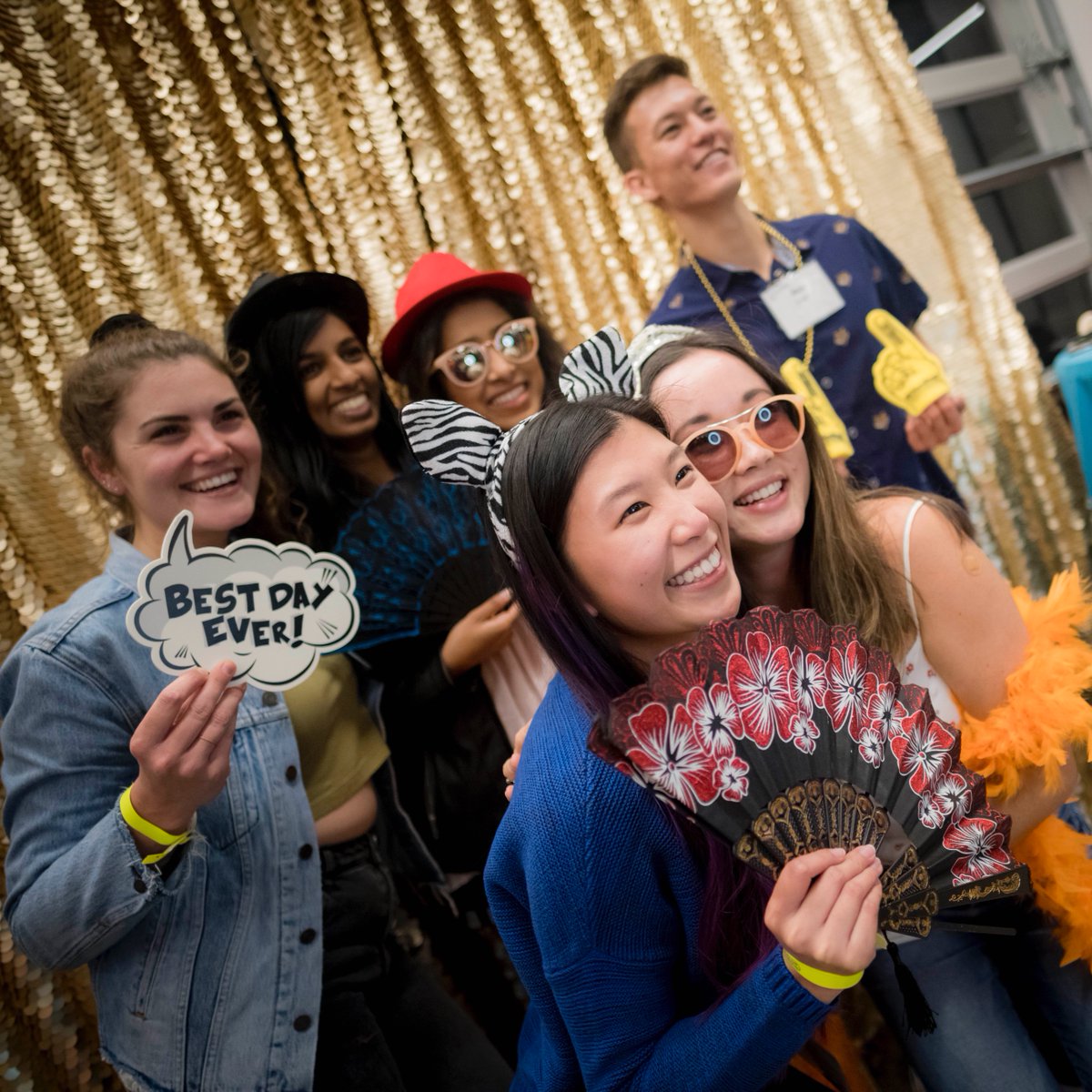 UCSanDiego's tweet photo. Homecoming is HERE! 🎉

We can't wait to see you at all the events we have lined up this week! Visit https://t.co/F3NvraBInp to register and see the full schedule.

#UCSanDiego #UCSDHomecoming https://t.co/dDuGptcphO