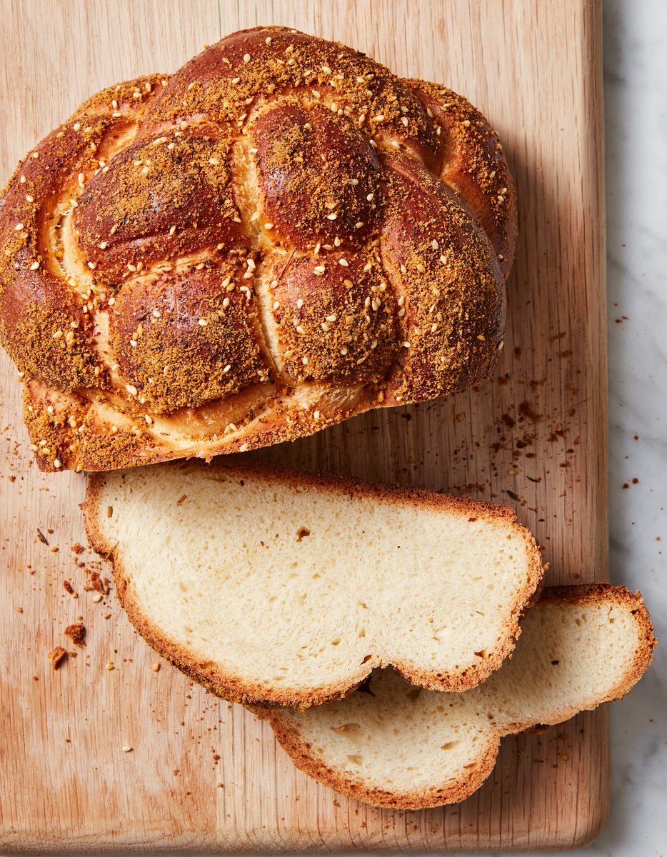 thekitchn's tweet photo. We know breadmaking can be intimidating, but these carefully chosen recipes from our food editors will motivate you to stop loaf-ing around, grab your yeast, and cancel your weekend plans — they’re just that good: https://t.co/FyMcTa4R2Q #kitchn100 https://t.co/CNyAJvItqM