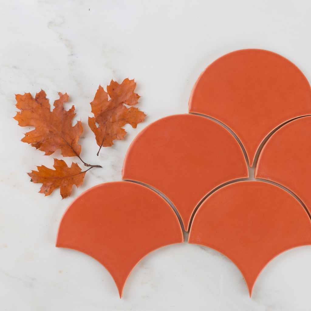 fireclaytile's tweet photo. Feeling like fall 🍂 Where would you install this tile? Let us know in the comments! 💭
-
Tile Shown: #fireclayOgeeDrop in #fireclayMandarin
-
#fireclaytile #tile #ceramictile #mermaidtile #scalloptile #orangetile #orange #trendingcolors #tilecolors #handmadetile https://t.co/WYwREDTktZ