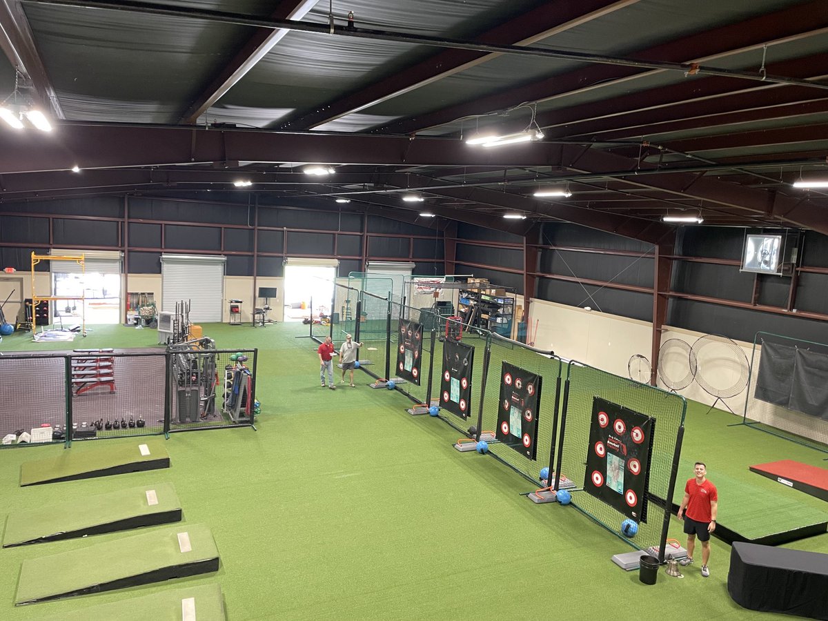 We did it! Incredible effort by our staff, Ash Enterprises, and my brother Tim, the penultimate mountain man who can do anything. The new Florida Baseball ARMory is up and running. Can’t wait to see all our SAVAGE family members in our new home.