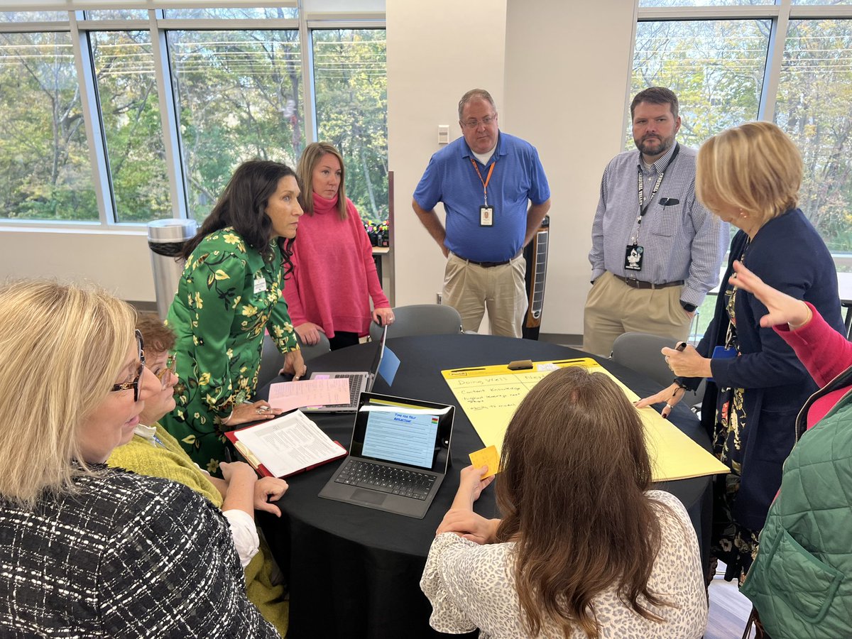 Chief School Leadership Officers tweet media