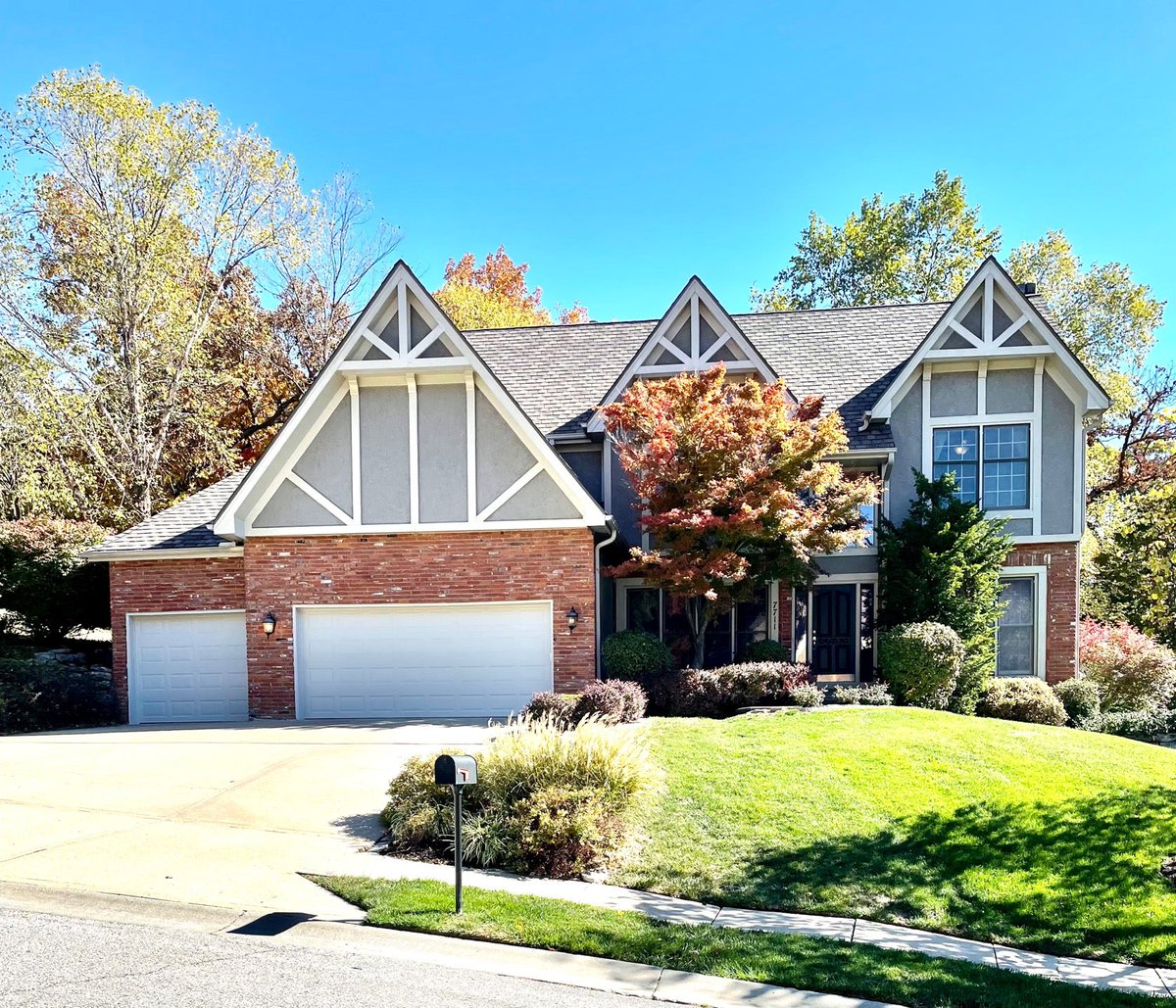 DanVick's tweet photo. Incredible new listing coming on Thursday! (@ Maple Park Place in Kansas City, MO) https://t.co/3ifMetieH4 https://t.co/UlDbVMGOeN
