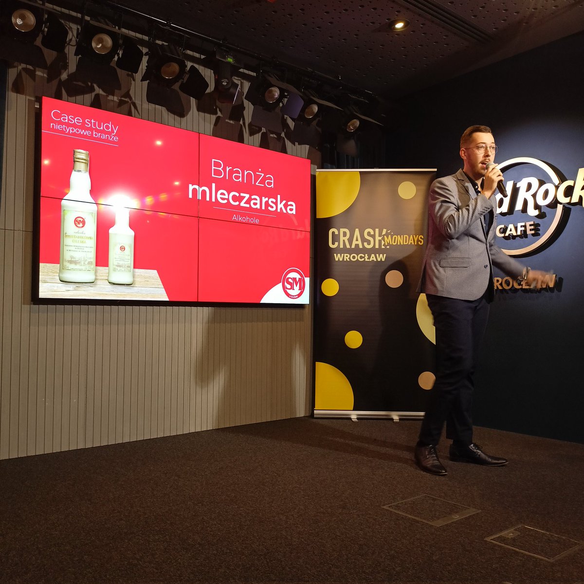 #wroclaw 

branża mleczarska + alkohol + content marketing. Co może przeszkodzić? Ustawa z lat '80. 😅

#Contentcreater