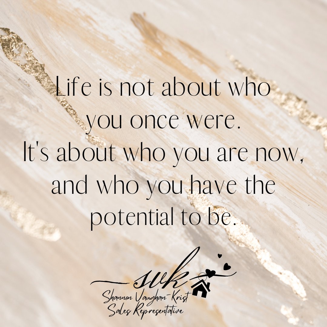 VaughanKrist's tweet photo. Happy Monday! Lets make this week awesome.

#Localagent #AgentShannon #Norfolk #NorfolkRealEstate #Delhi #Simcoe #PortDover #waterford #Brantford #BrantCounty #BuyingorSelling #ConnectToday https://t.co/sqg9O48xUt