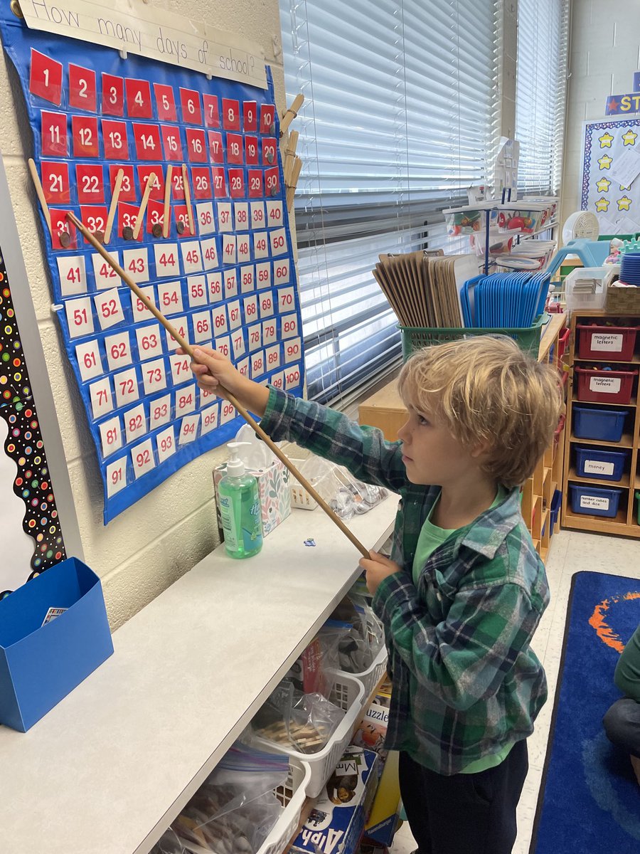 SharonNokovich's tweet photo. We have a new calendar helper, meteorologist, and teacher’s helper for the week! #classjobs ⁦@ThisIsMadge⁩ https://t.co/QqrAy0D7Sg