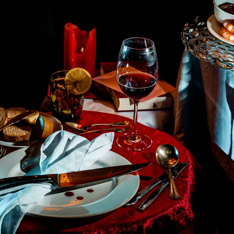 Oct. 28 (Fri.) Comic Murder Mystery Dinner Theatre by Pegasus Performances at Lougheed House. 3-course delicious menu choices, Fun Halloween show SPELL FOR SLAUGHTER ©, gorgeous historic location, 6pm Cocktails, 7pm Dinner, 7:15pm Show. Costumes opt, Tix  opentable.com/booking/experi…