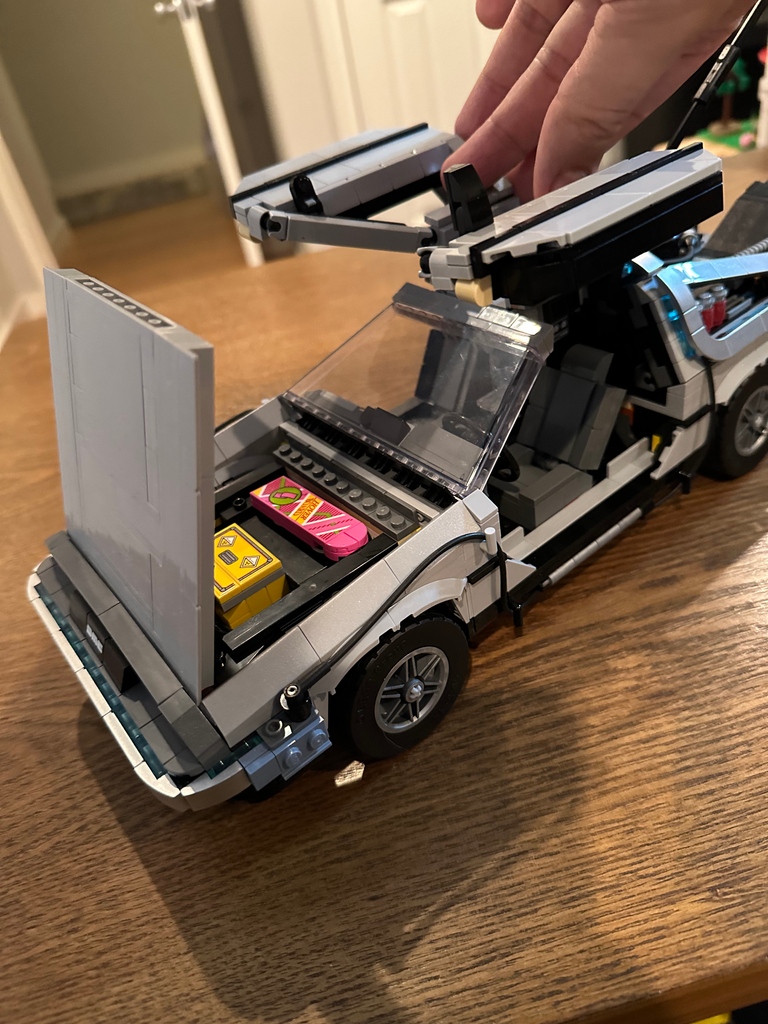 brickbuildrjohn's tweet photo. So excited to share the final Delorean build, just 4 days before #BackToTheFutureDay! The only thing it's missing is Einstein 🐶❤️⚡@lego_group #LEGO #LEGOafol #AFOL #LEGOpics #legolife #legoislife #LEGOfan #toy #toyography #toyphotography #GayFOL #lgbtbuilds https://t.co/B1i9RkZJNL