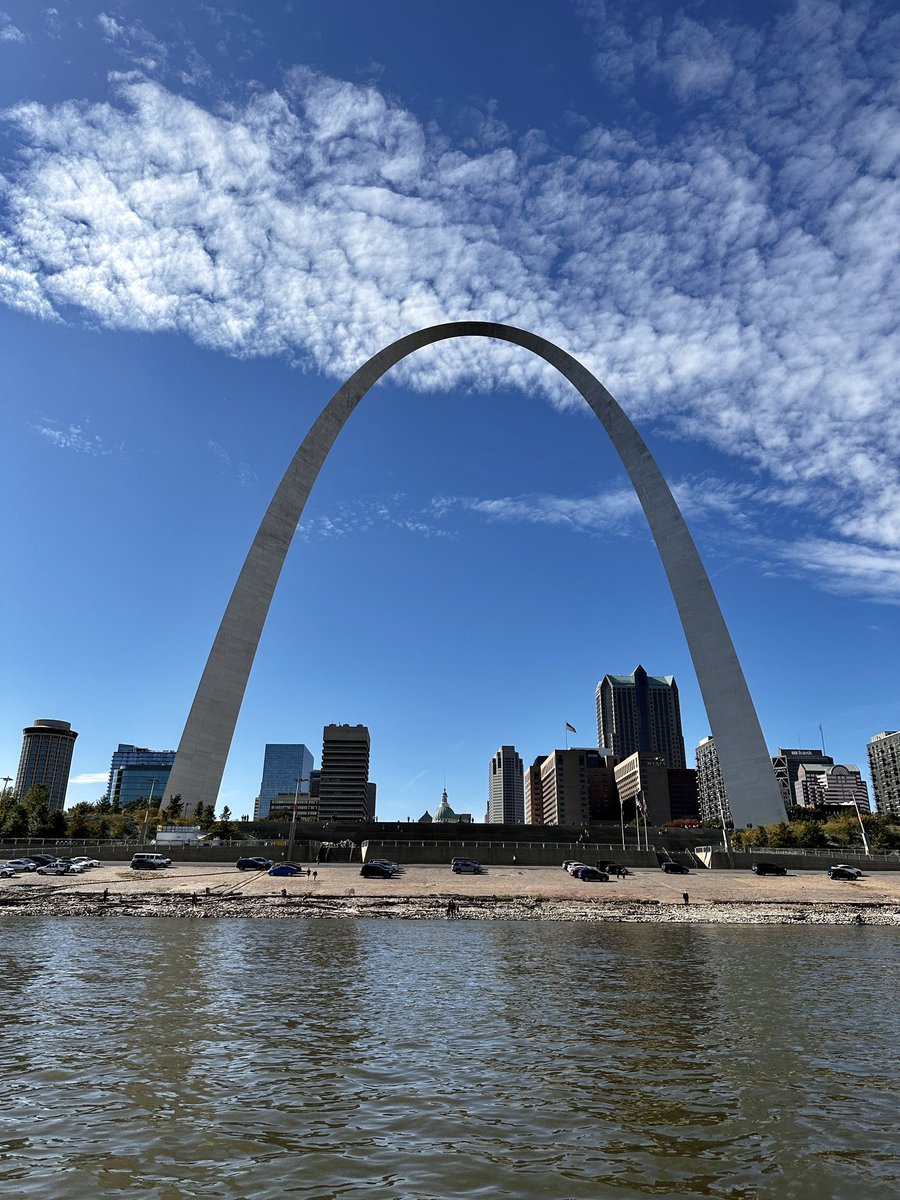 Shout out to everyone who joined us for Saturday's alumni adventure along the St. Louis riverfront! We pedaled 11 miles, then paddled 11 miles back under the excellent guidance of <a href="/paddleSTL/">Big Muddy Adventures</a>. And big thanks to <a href="/RCOutdoorsSTL/">River City Outdoors</a> for making this free event possible!