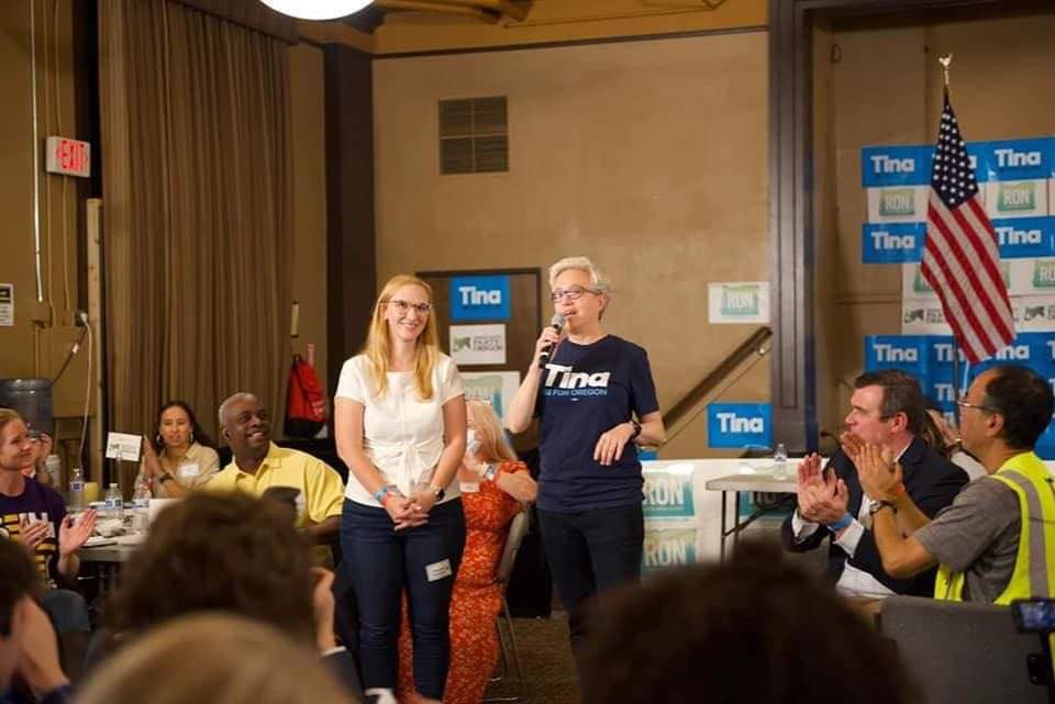 CheriHeltOR's tweet photo. I am proud to be endorsed by both governor candidates fighting to save Oregon: Christine Drazan and Betsy Johnson. My opponent stands with Status Quo Tina Kotek. Oregon can’t afford four years of Tina as governor or Christina Stephenson as Labor Commissioner.
#orpol https://t.co/H4ii9fr2jA