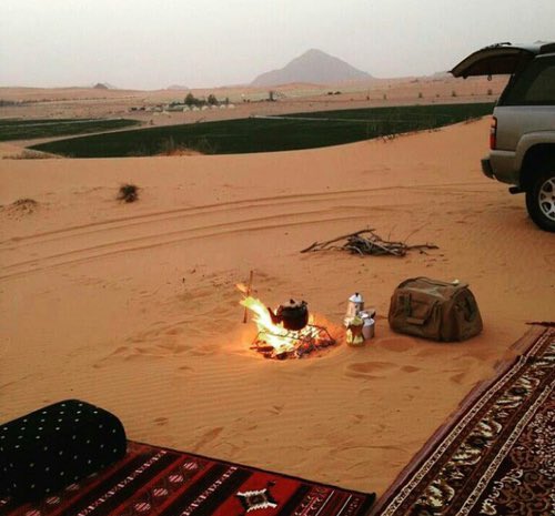 obaid_20o's tweet photo. احـيان  ودك يمضي الوقت  ويفوت
اما  تعب من شي .. وإلا رجا  شي

والوقت يوم يفوت يدني من الموت
ياحسرة  الميت .. وياغفـلة  الحي https://t.co/EoAV7PejDJ