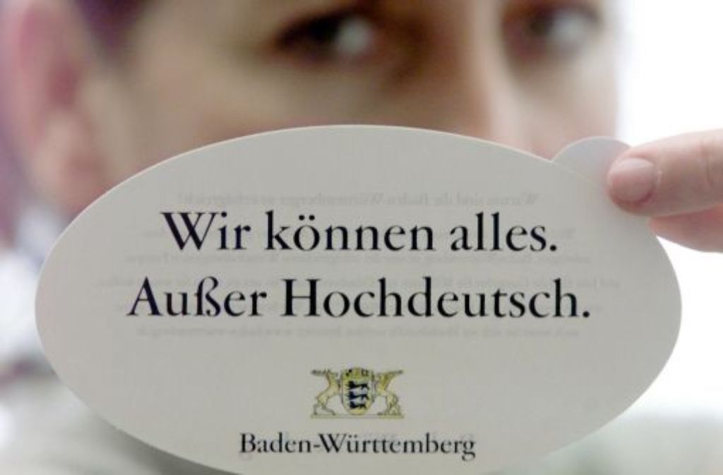 WolfSiegert's tweet photo. Mehr als zwei Jahrzehnte warb Baden-Württemberg,  alles zu können. Außer Hochdeutsch. 
Heute werden in vielen Schulen die Regelstandards für Rechnen und Deutsch noch weniger erfüllt als bisher. In ganz Deutschland. 
Deutsch ist eine Fremdsprache? Du bist arm dran? Wo ist Heimat? https://t.co/ORVqrLrFEb