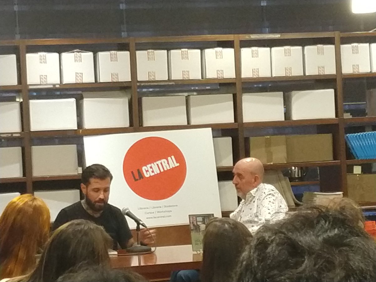 pancartera's tweet photo. Espacio.
Tiempo.
Cuerpo.
#VolverAlPadre
En @LaCentralenMad
@abelazcona detona la presentación. https://t.co/zy1VnU9LY1