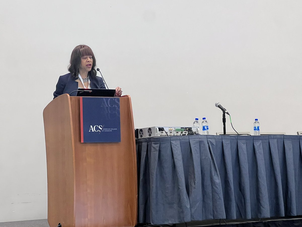 ScalpelMomma's tweet photo. Powerful talk by @CarlaPughMDPhD on workplace allyship: are we creating a culture of belonging for URM trainees?
At the #RASatCC SRP program #ACSCC22 @RASACS @SocietyofBAS https://t.co/7jWsjUbWqi