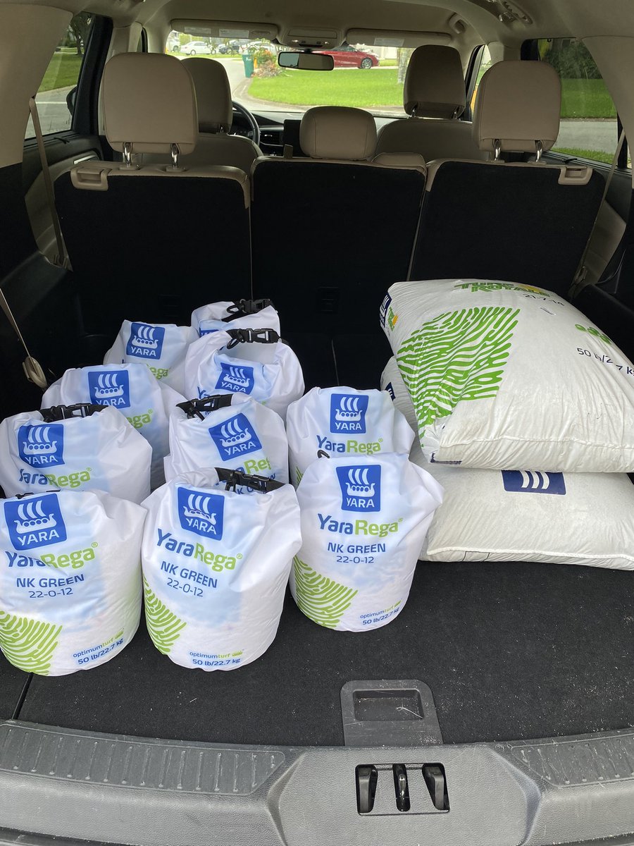 Yara Rega- NK Green 22-0-12. Blend with it, spread it or spray it. Available Nitrate N for that fairway spray or lawn application. Visit yara.us/crop-nutrition… for more great info. #boardtheship <a href="/TurfBeard/">Brian Grill</a>