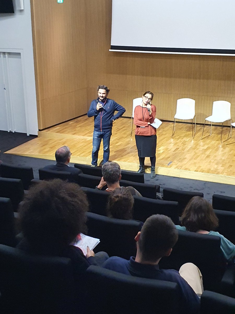 LabExDynamiTe's tweet photo. #10ansDynamiTe - Pour clore cette première journée d'anniversaire, le @LabExDynamiTe propose une projection du film "Que m'est-il permis d'espérer" 🎥👥
Elle sera suivie d'une discussion avec @VincentGaullier (co-réalisateur) et François HÉRAN (@ICMigrations). https://t.co/0VgmTFuYh1