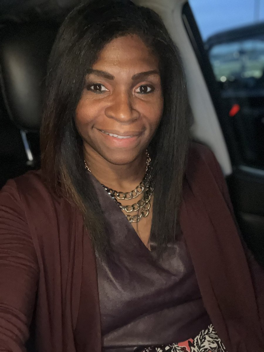 DrCrysWilliams's tweet photo. Good Morning!! “You get the best effort from others not by lighting a fire beneath them, but by building a fire within.” https://t.co/onrJiYz0M0
