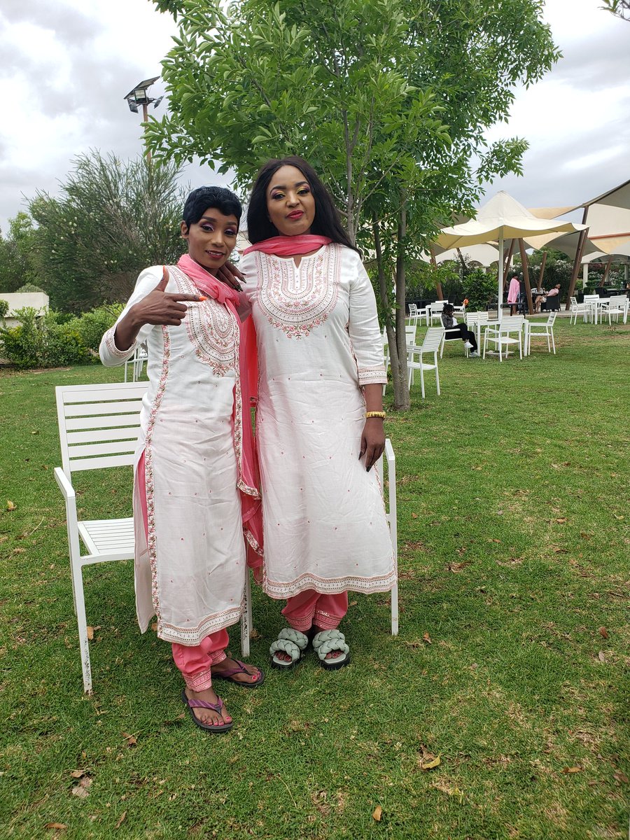 Kwa nini unaruhusu mtu hakupei pesa akupe pressure?Dawa utanunua na nini?🤣🤣🤣🤣
Ni mwageithio ni #KuiSkiliza 
#GoodNightFam