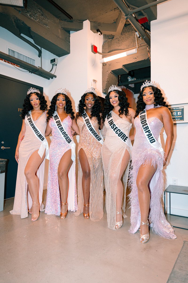 theestallion's tweet photo. Still not over this 💙 https://t.co/Acq1MkKseQ