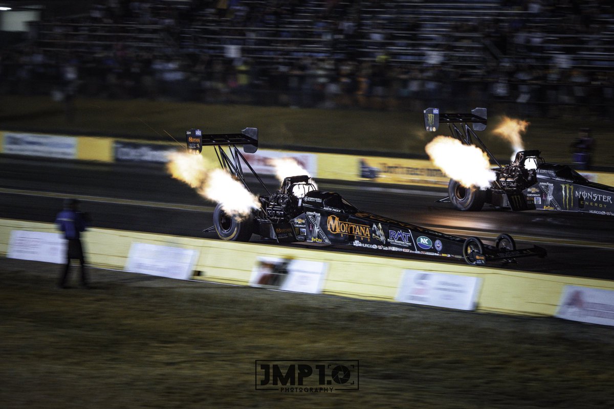 JMP1_0's tweet photo. @ProckRocket_TF lighting the candles on Q2 at the @NHRA #FallNats @txmplex https://t.co/E34bwMt86E