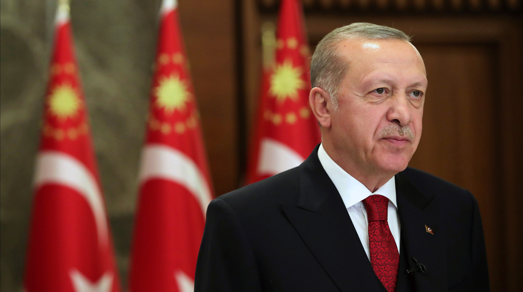 polemikhabercom's tweet photo. Başörtüsü için hazırlanan anayasa taslağı Erdoğan'a sunuldu
#basortusu #taskak #Erdogan
https://t.co/HfCMNDPqe2 https://t.co/C6SL97HXYy
