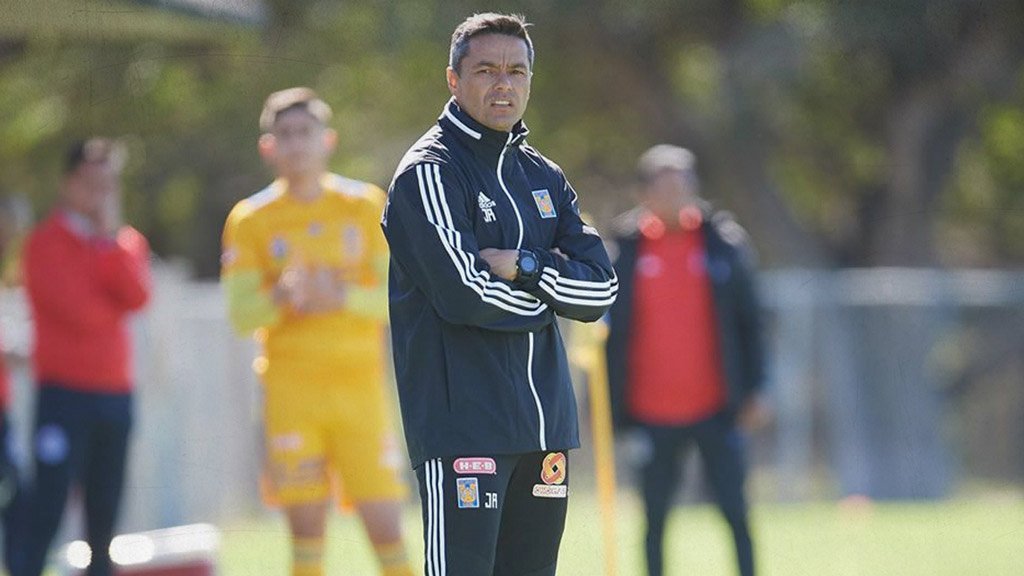 MG o RT si también lo quieres de entrenador con #Tigres