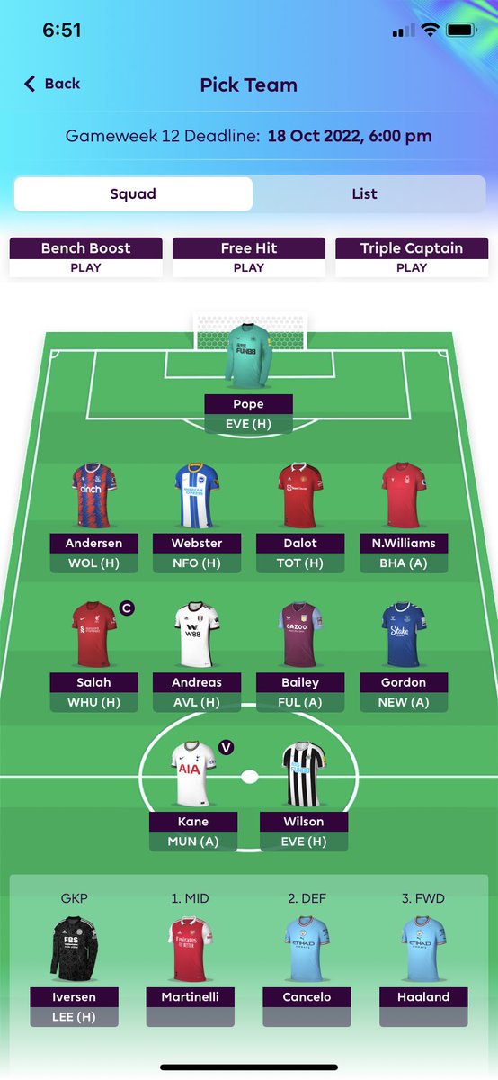 EuanAplin's tweet photo. @FPL__Raptor 0 free transfers, 1.8m itb, playing for rank https://t.co/lrU1NLF54i