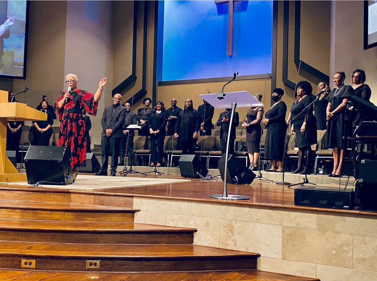 TCWWHouston's tweet image. Thank you @maurettebclark for Celebrating our 35th Anniversary!!! You blessed us tremendously! 📷 credit: Maurette Brown-Clark, Ruth Johnson #iAmTCWW #Celebrating35Years #WeLovePas