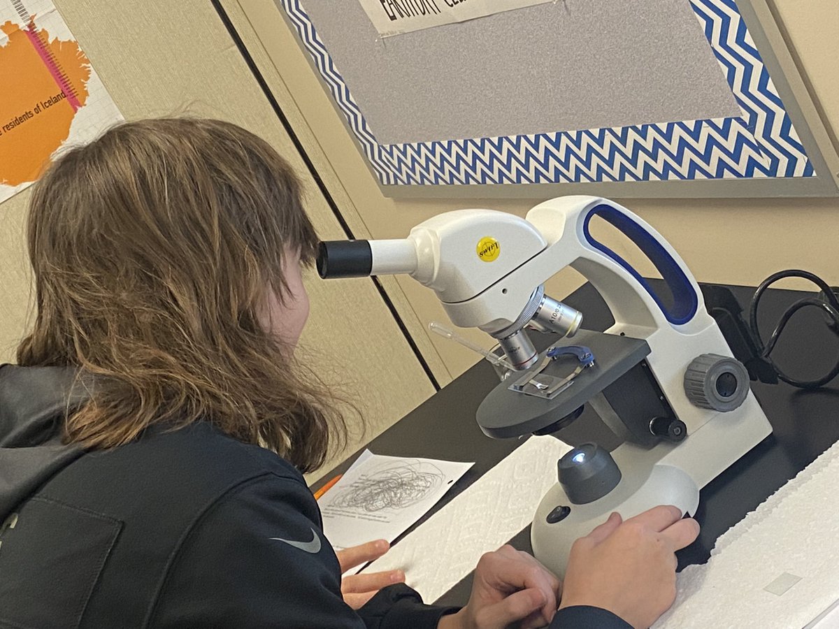 Students get to explore cells in Mrs. Zimmer’s science class today! #gottalovescience
