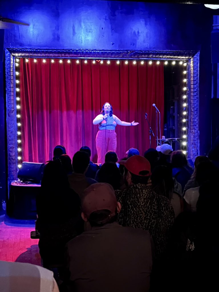 Haven’t been to a comedy show since the pandemic hit but was worth leavin the house on a Sunday night to see @JustAboutGlad and @clareokaneclare and too many others to look up @UnionPool . Check out Allison’s other sets across the borough this week! #theperfectwomen