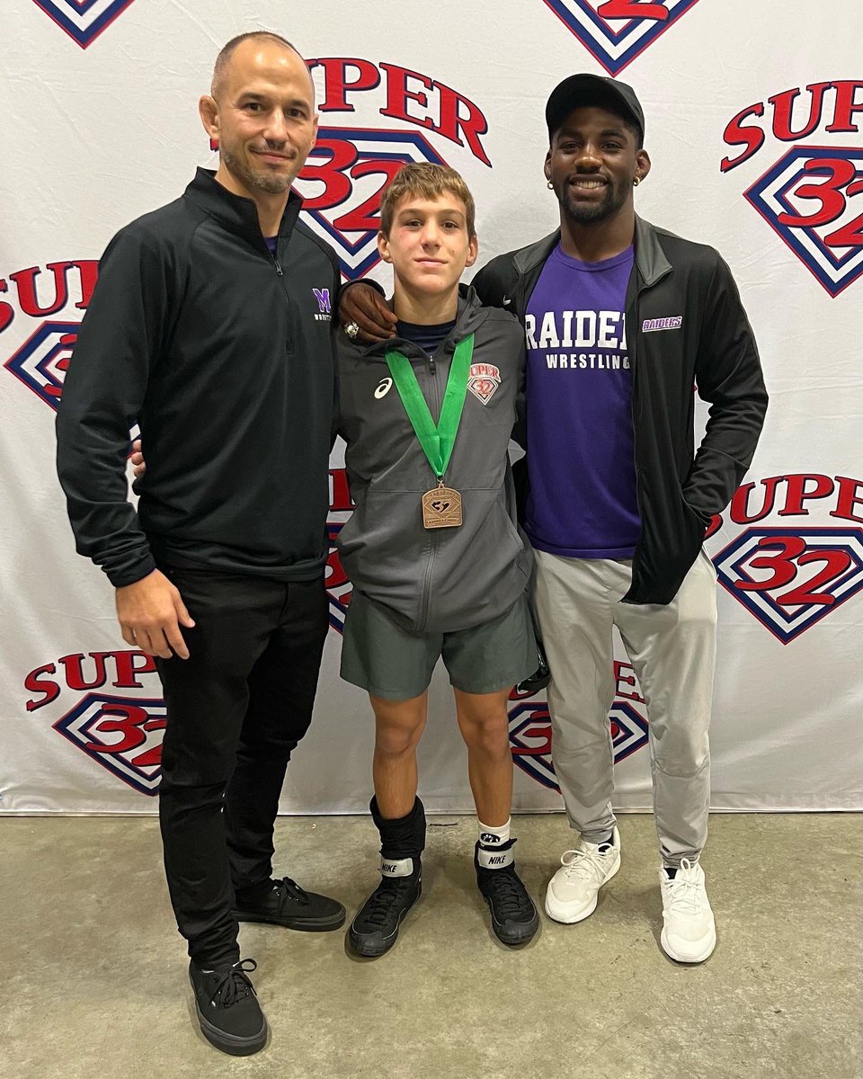 RiggsElite's tweet photo. Great effort this weekend at Super 32 in Greensboro, NC! #REWC
Lincoln Rohr, 5th
Cage Horak, 7th
Brandon Veno, 3-2
Dominic Prosperi 1-2
Jojo Medal 1-2 https://t.co/YtFnspVzlD