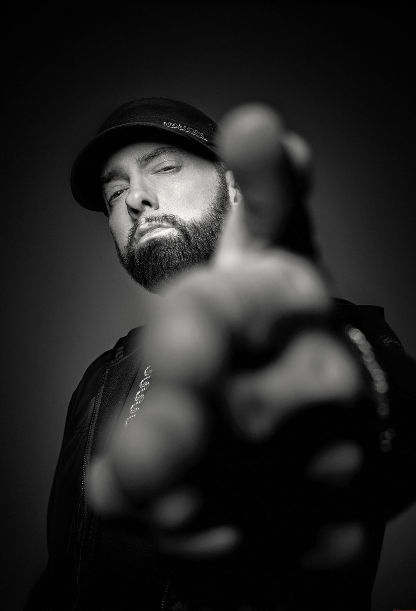PopBase's tweet photo. Happy 50th birthday to Emmy, Grammy and Oscar winner Eminem. https://t.co/UVHCo93tdZ