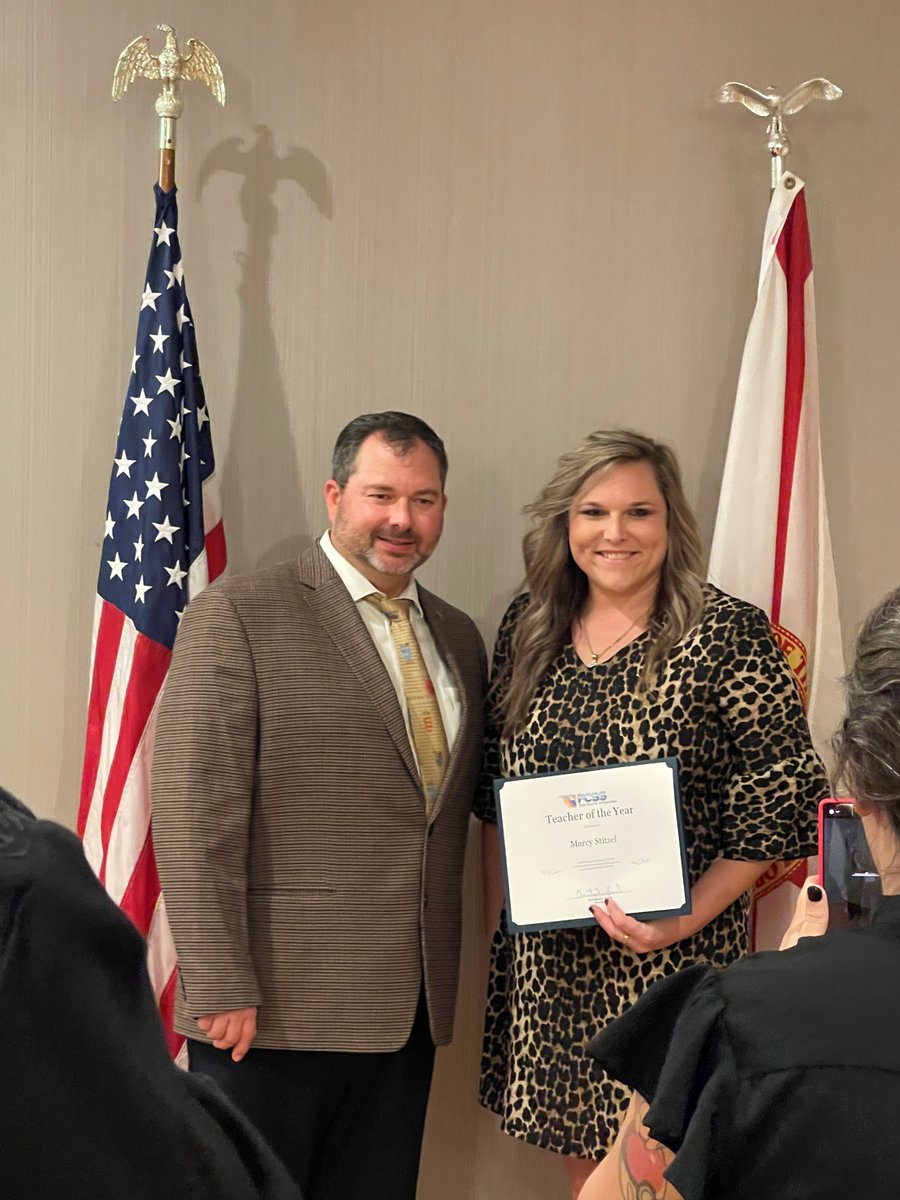 CitrusSchools's tweet photo. Congratulations to Mr. Robert LeCours at @LecantoHigh and Ms. Marcy Stitzel at @Lecanto_Middle for receiving the Florida Council for the Social Studies, History Teacher of the Year Award! https://t.co/dtW6mt5rp4