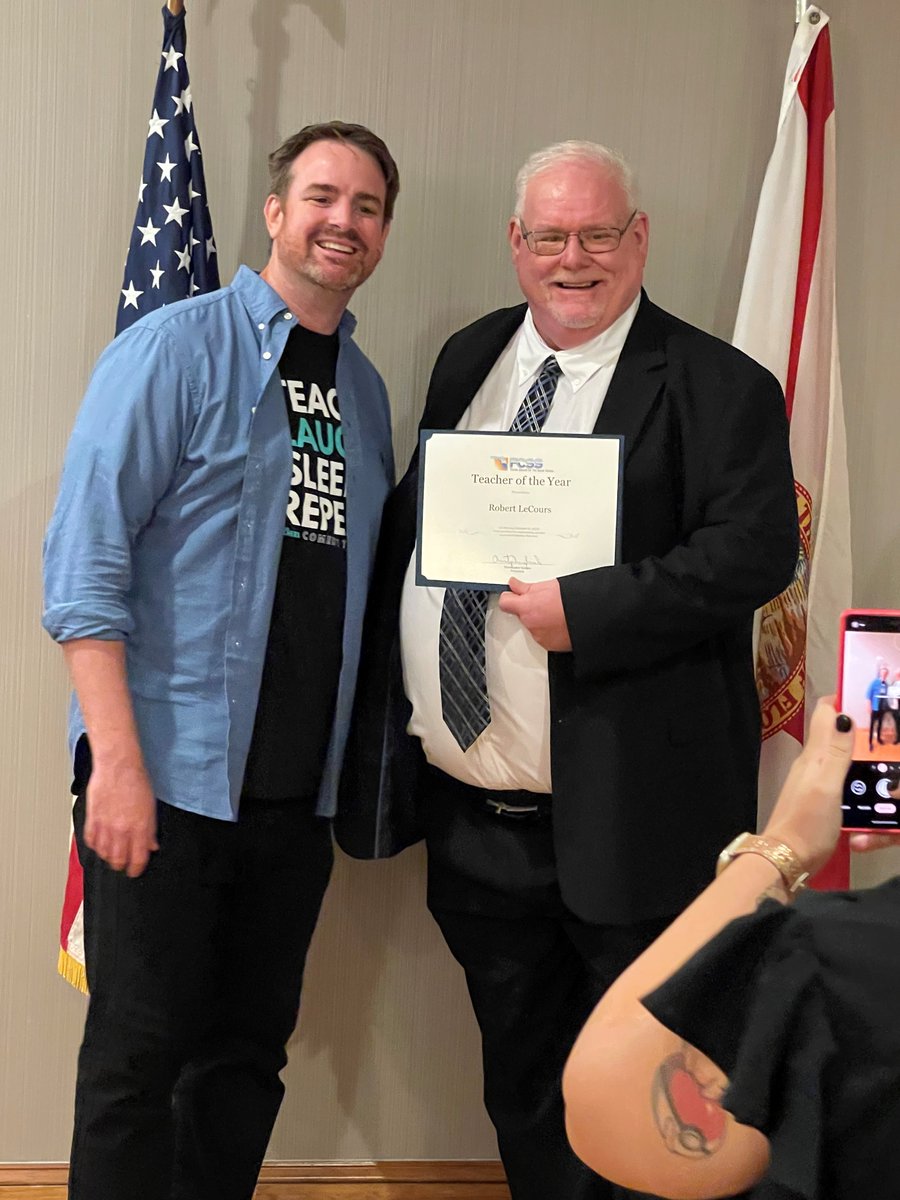CitrusSchools's tweet photo. Congratulations to Mr. Robert LeCours at @LecantoHigh and Ms. Marcy Stitzel at @Lecanto_Middle for receiving the Florida Council for the Social Studies, History Teacher of the Year Award! https://t.co/dtW6mt5rp4