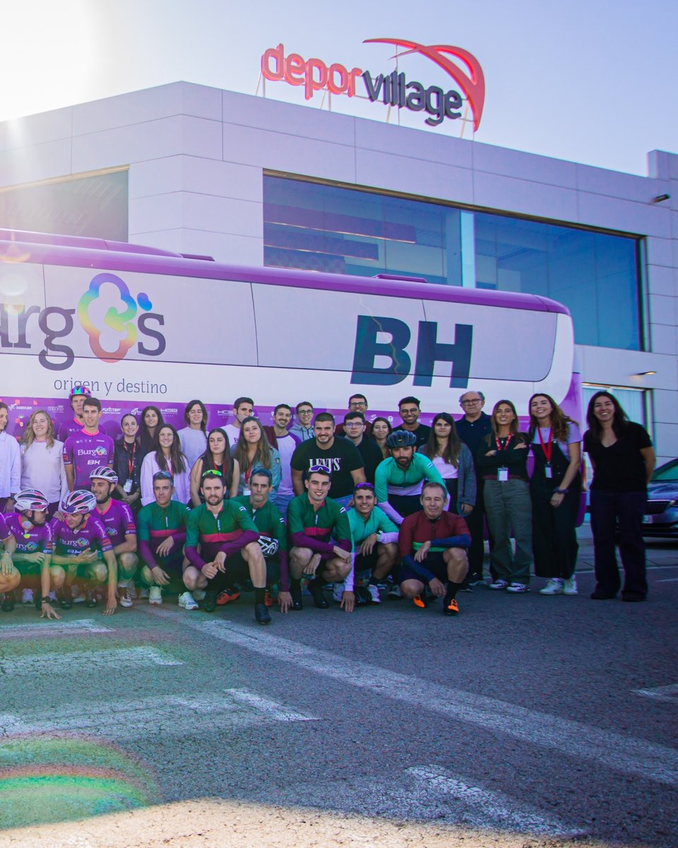 deporvillage tweet media