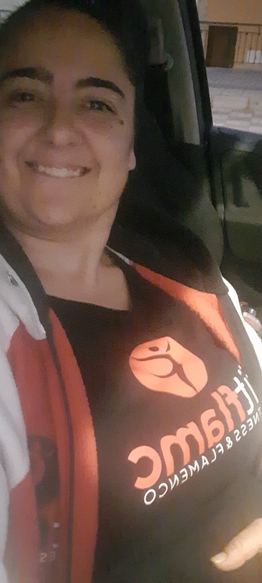 VeronicaRuizga9's tweet photo. #TriviCompany @ertrivi69 buenas tardesss temazo de la despechá que en cuestion de minutos la bailaré en el deporte jajaa #Fitflamc #Alegriadevivir https://t.co/Vke9pOByl4