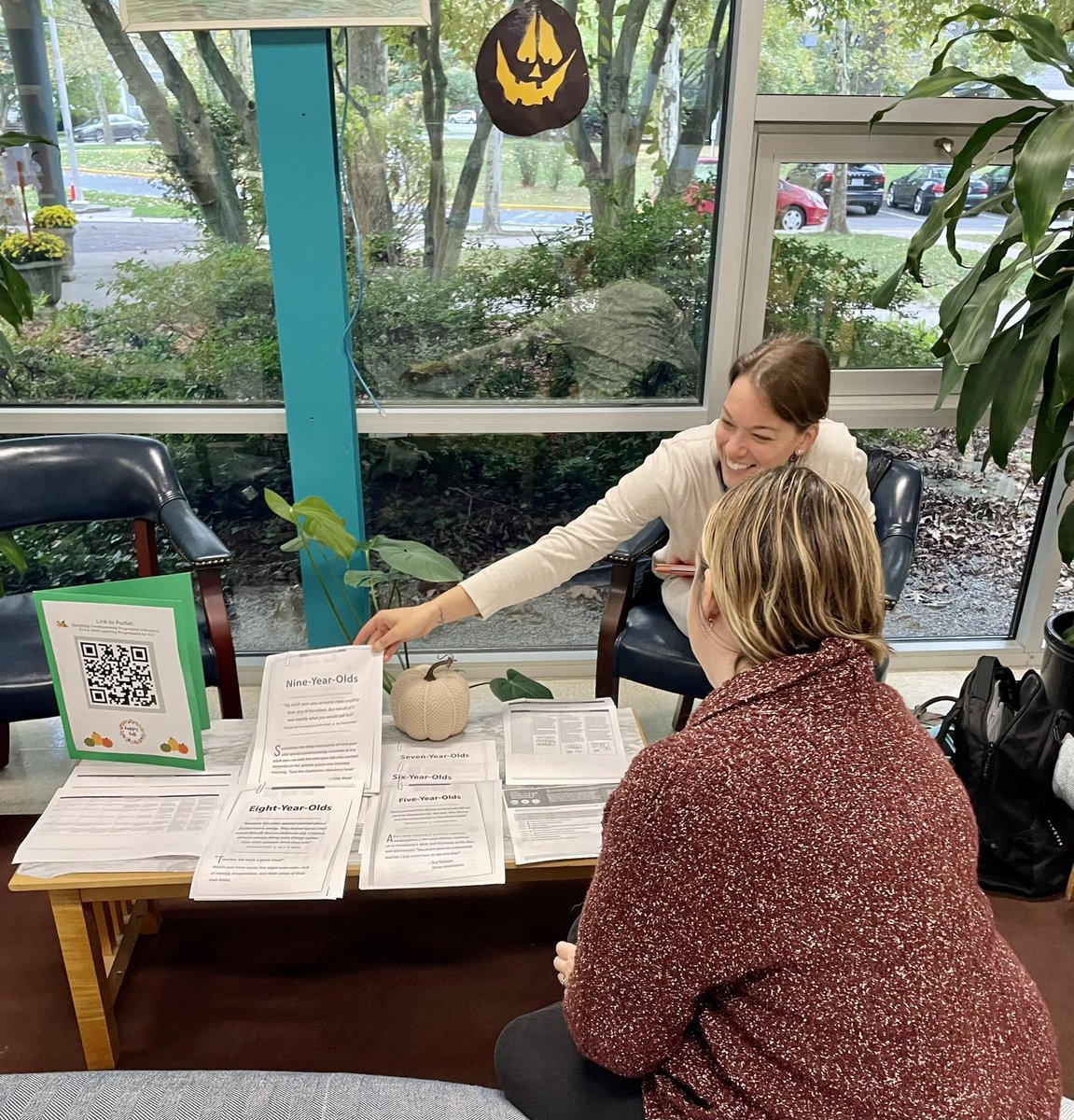 Thank you JP and CP teachers for a wonderful October pop-up focused on developmental learning progressions! <a href="/PrincipalSS_JP/">Dr. Angela Siso Stentz</a> <a href="/PrincipalG_CP/">Dineen Gruchacz</a> Coming your way tomorrow RS and LB🙌🏼 <a href="/Principal_LB/">Mr. Luis Ramirez</a> <a href="/sarahnjmoore/">Sarah Moore</a>