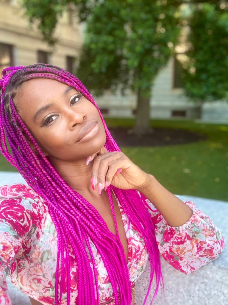 Nicole Nichelle tweet media