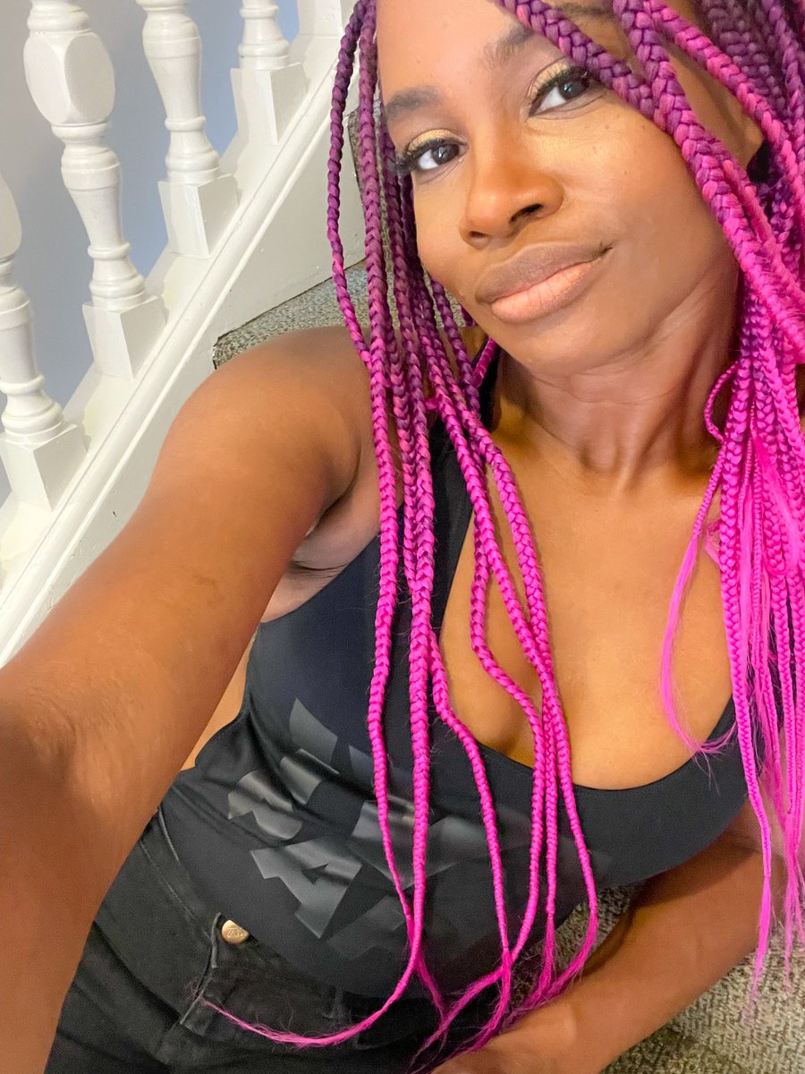 Nicole Nichelle tweet media