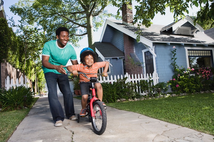 MerriamWebster's tweet image. Sure, &apos;schadenfreude&apos; is cool, but did you know that there are also two words in English that mean ‘the joy one gets from another’s joy’? 

(They are ‘confelicity’ &amp;amp; ‘macarism’)