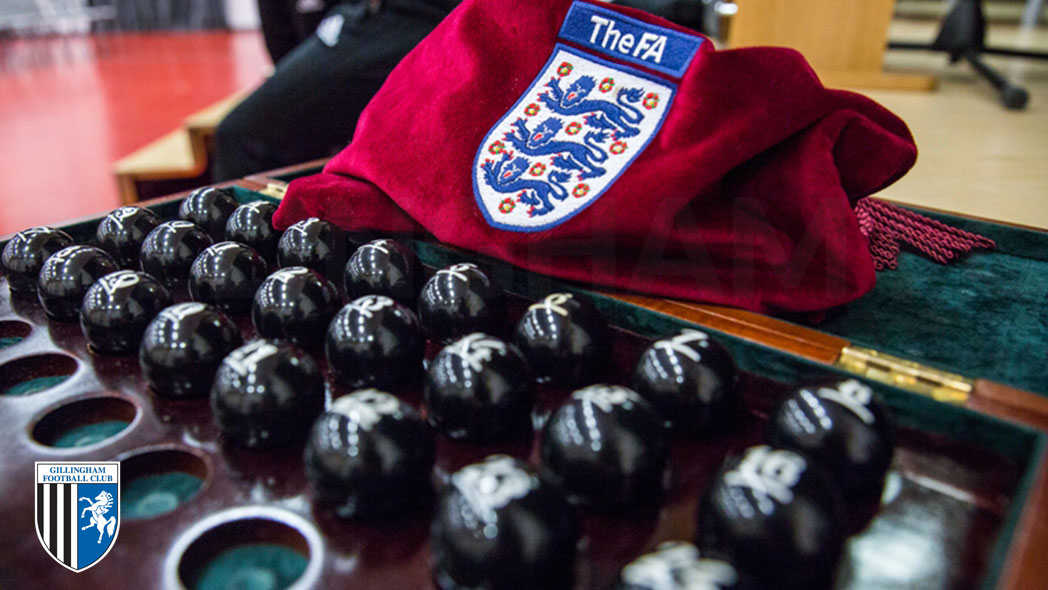 TheGillsFC's tweet photo. 𝗕𝗥𝗘𝗔𝗞𝗜𝗡𝗚 📰 | #Gills will play either @khfcofficial or @AFCFylde away from home in the first round of the @EmiratesFACup. https://t.co/MdYLfww4rW