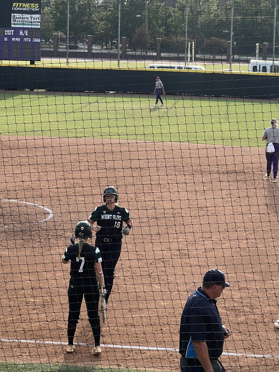 We played our last fall game yesterday ❤️ #rolltros